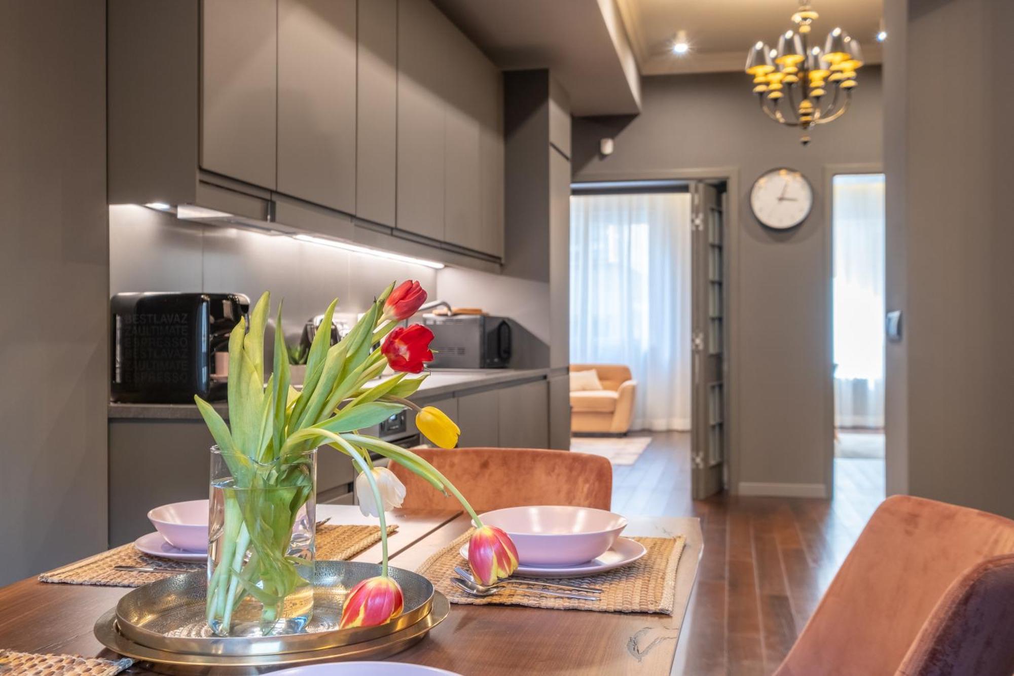 Premium - Top-notch Place 2br/2bth Appartement Sofia