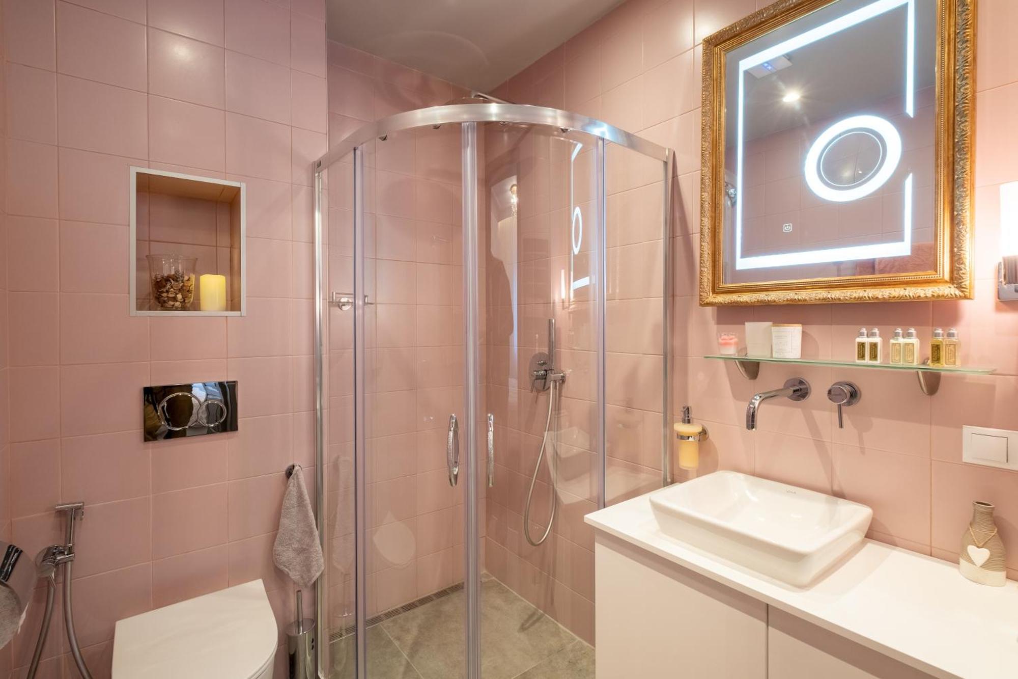 Premium - Top-notch Place 2br/2bth Appartement Sofia